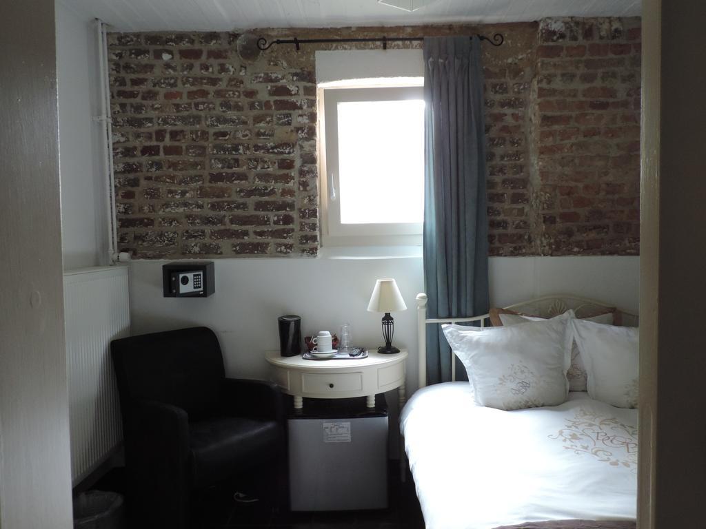 Hotel Berneau الغرفة الصورة